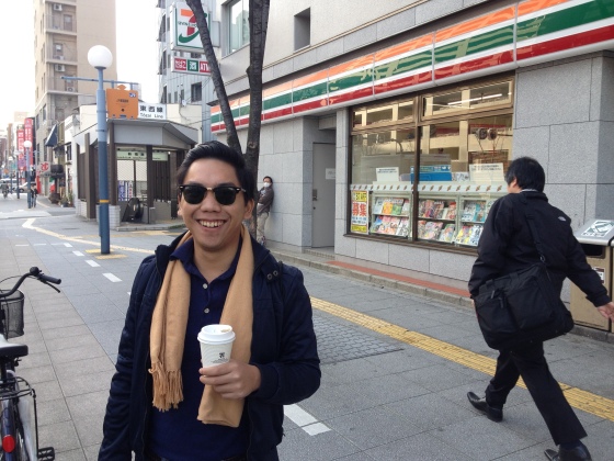 Almost every day, we start out day by ordering sandwiches, pastries and coffess in the very ubiquitous 7-11 stores. The stores served a wide variety of food options, and their coffee was good.